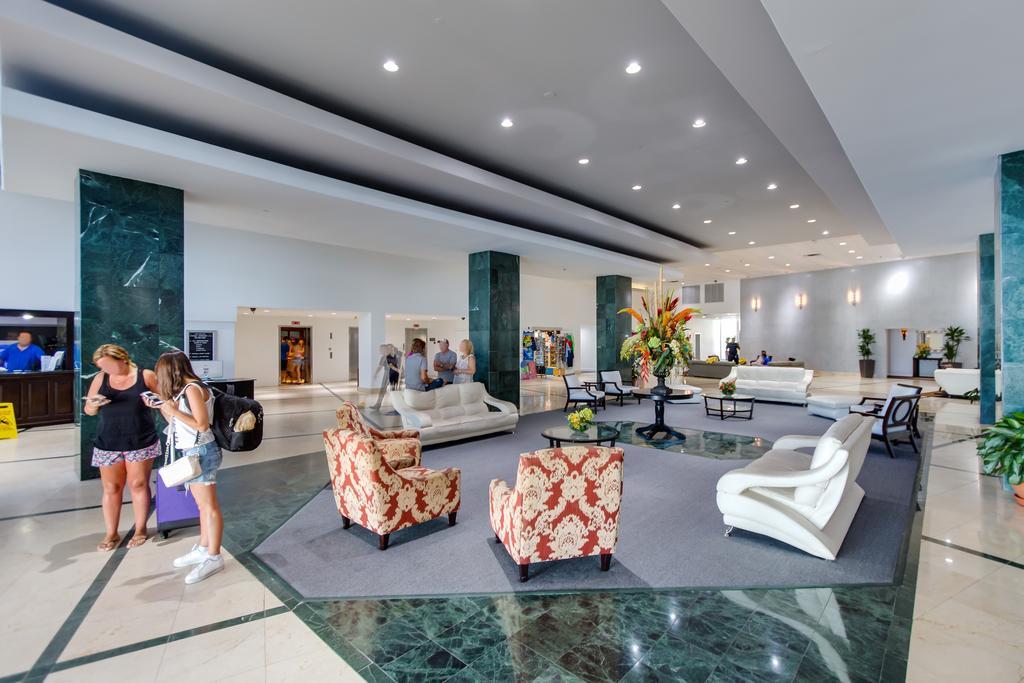 Ocean Front Resort Studio Miami Beach Bagian luar foto